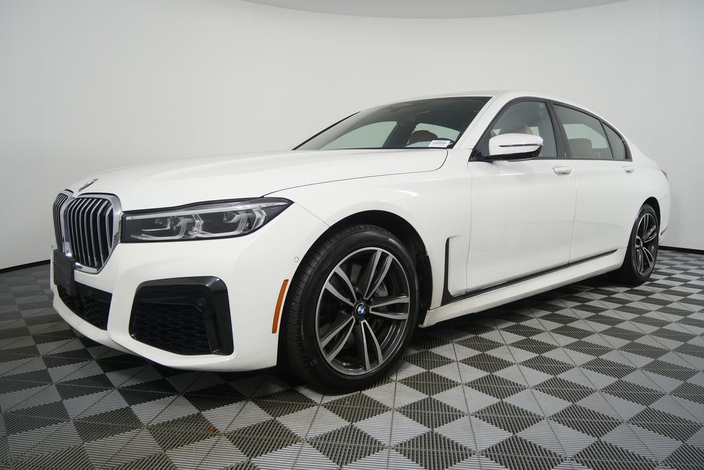 Thumbnail: 2022 BMW 7 Series - 7