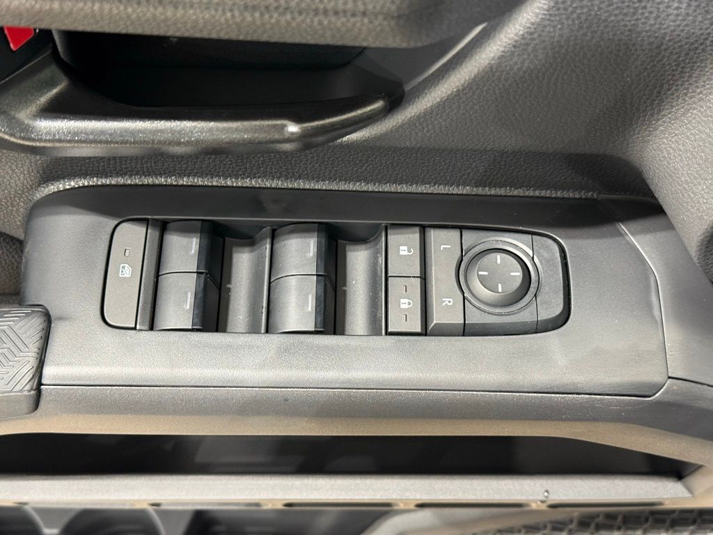 Thumbnail: 2025 Toyota Tacoma - 15