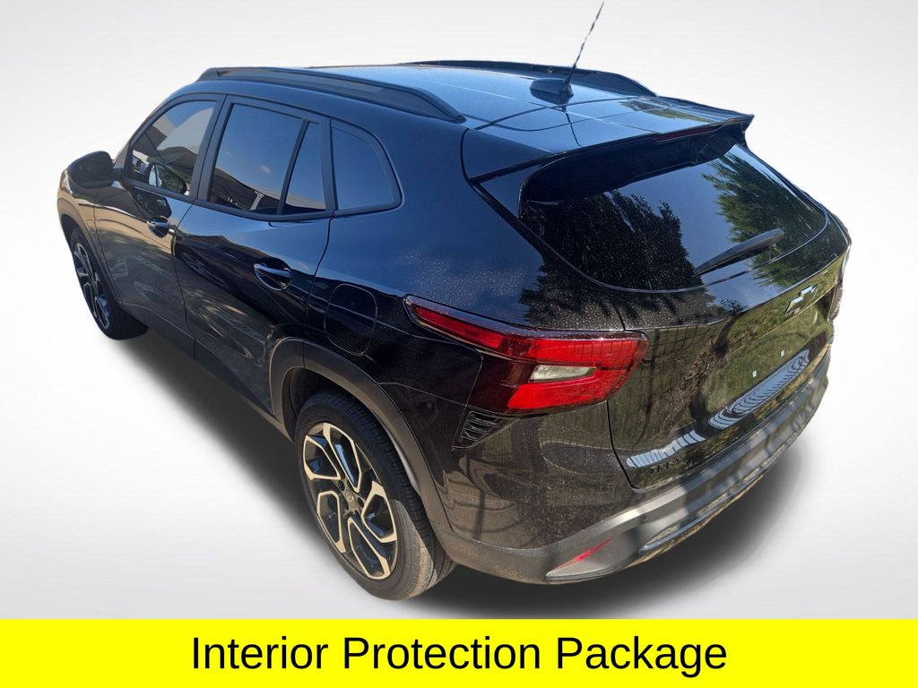 View vehicle photo 3