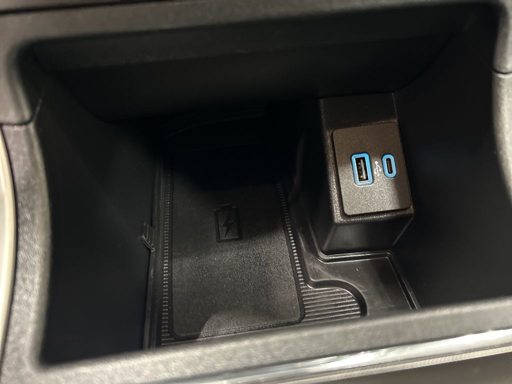 used 2022 Ford Edge car, priced at $24,883