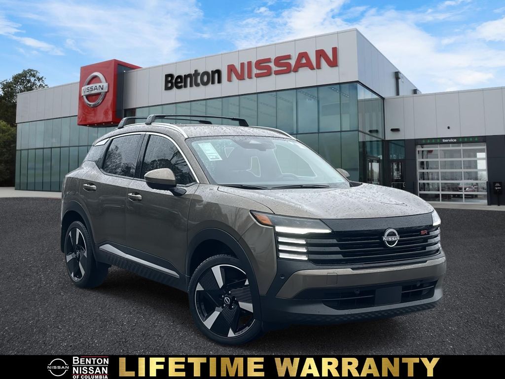 2025 Nissan Kicks SR FWD