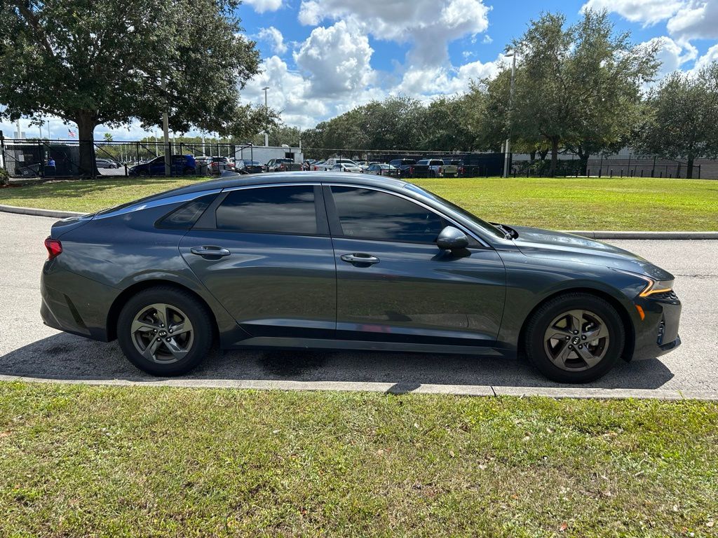 Thumbnail: 2021 Kia K5 - 6