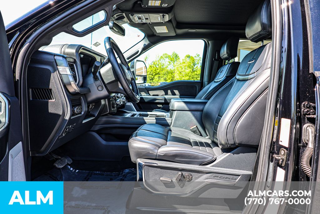 Used 2025 Black Ford Platinum image 18