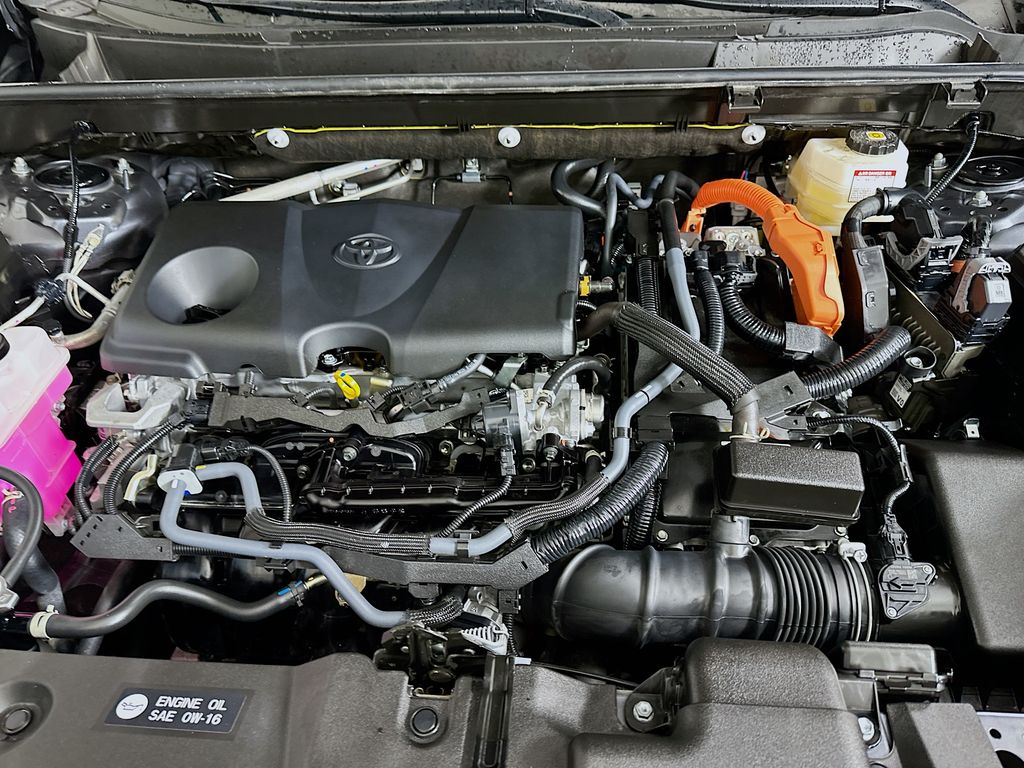 Thumbnail: 2025 Toyota RAV4 - 30