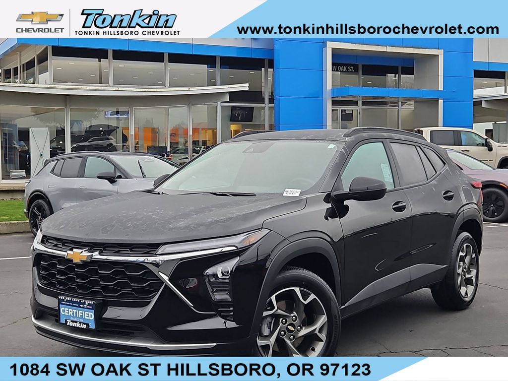 2025 Chevrolet Trax LT FWD