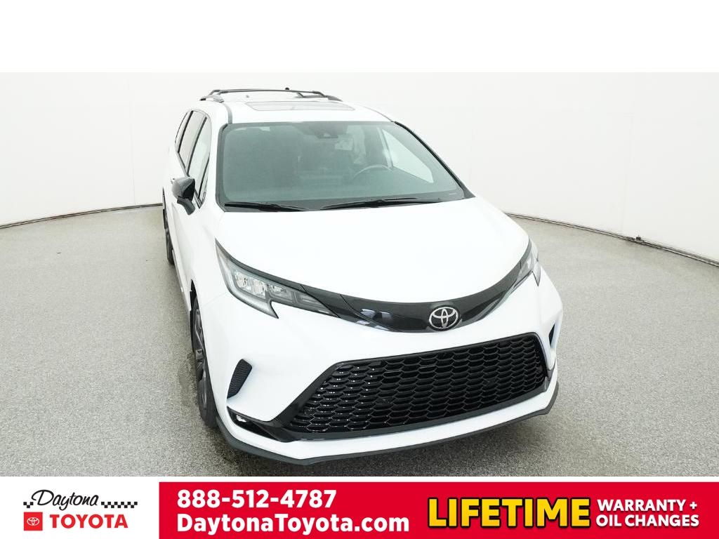 New 2026 Toyota Sienna Van