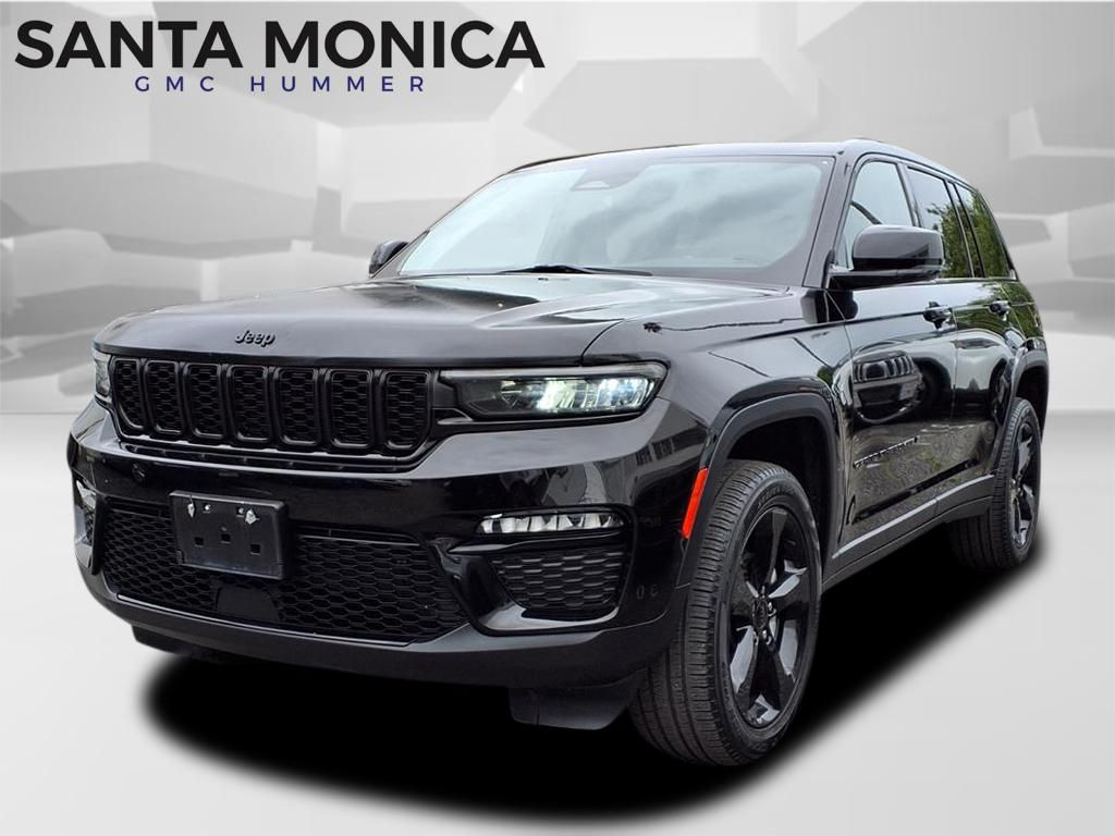 Diamond Black Crystal Pearlcoat 2023 Jeep Grand Cherokee Limited 4WD SUV / Crossover Four-Wheel Drive 8-Speed Automatic