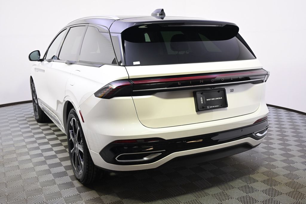 New 2026 White Lincoln Reserve image 4