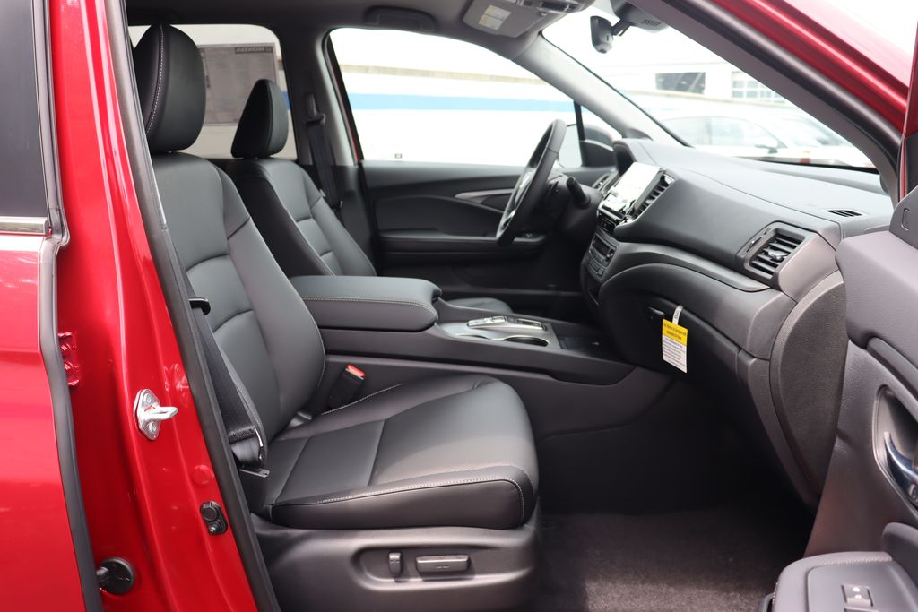 Thumbnail: 2025 Honda Ridgeline - 19