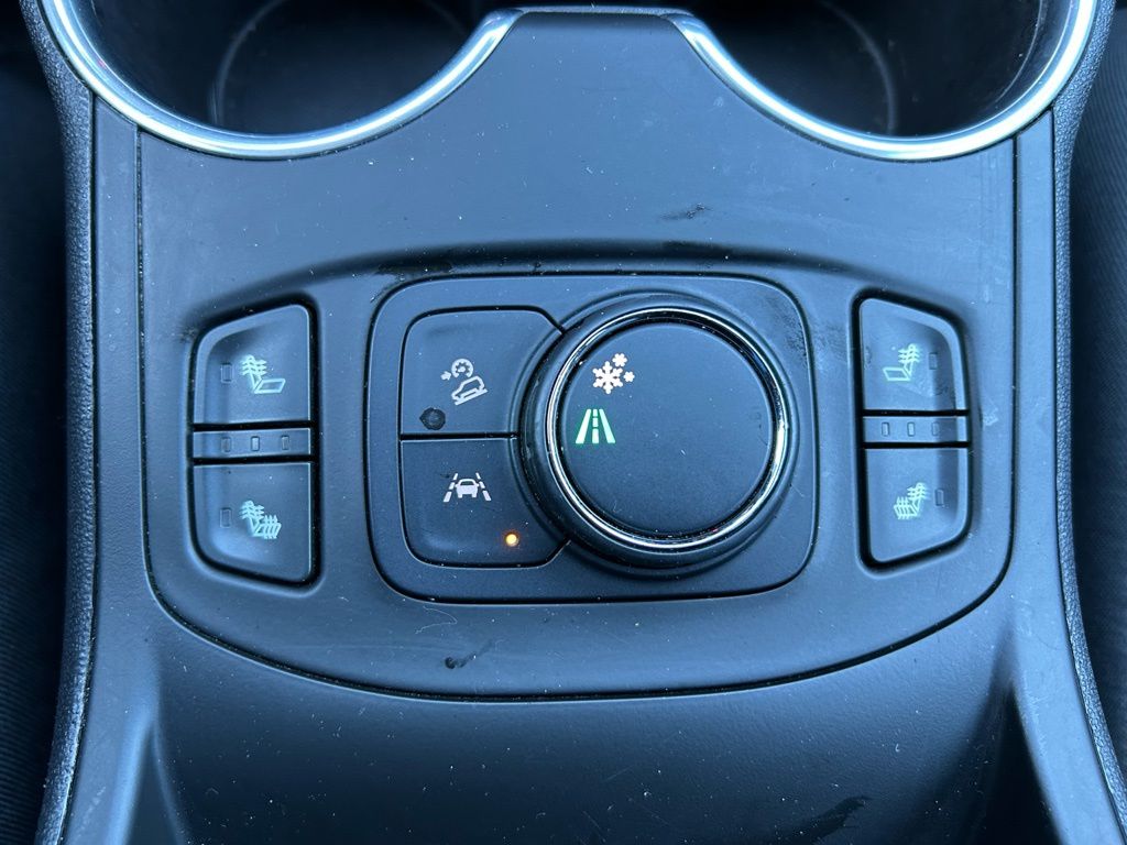 Thumbnail: 2021 GMC Terrain - 28