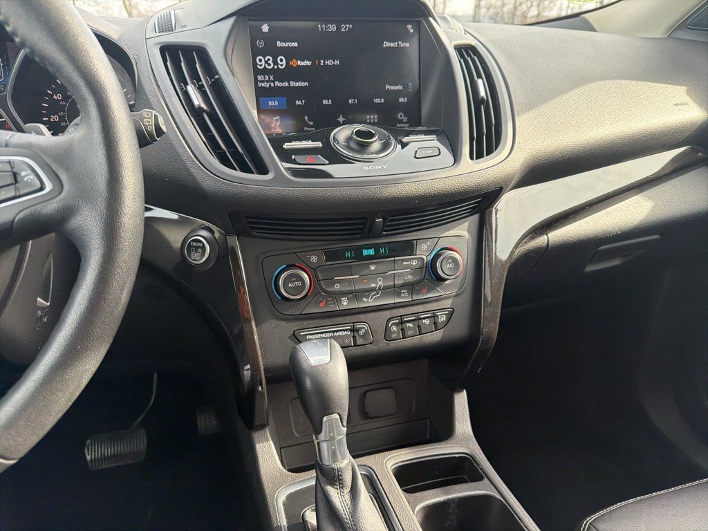 Thumbnail: 2017 Ford Escape - 16