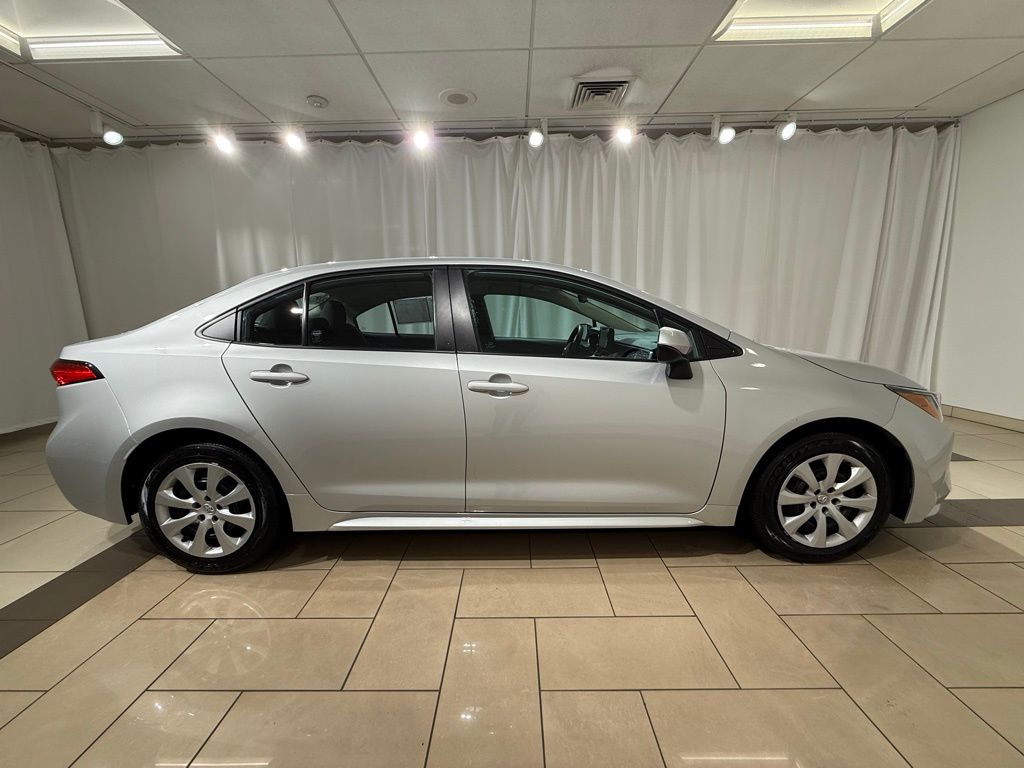 2022 Toyota Corolla LE 6