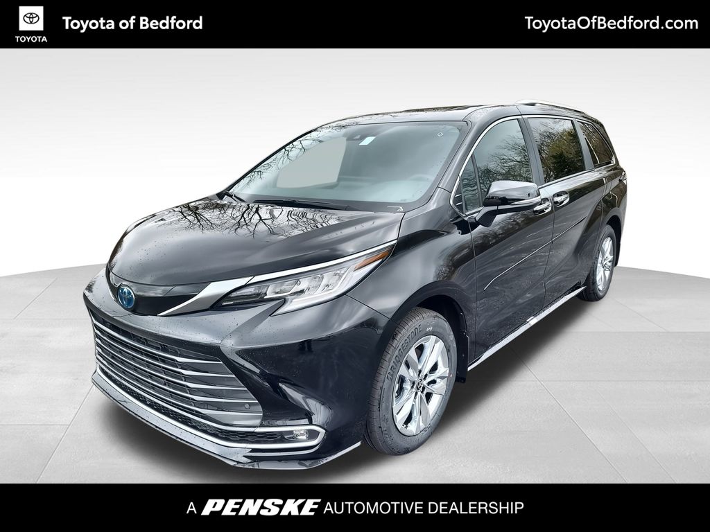 2025 Toyota Sienna Limited -
                Bedford, OH
