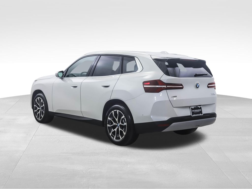 Thumbnail: 2026 BMW X3 - 3