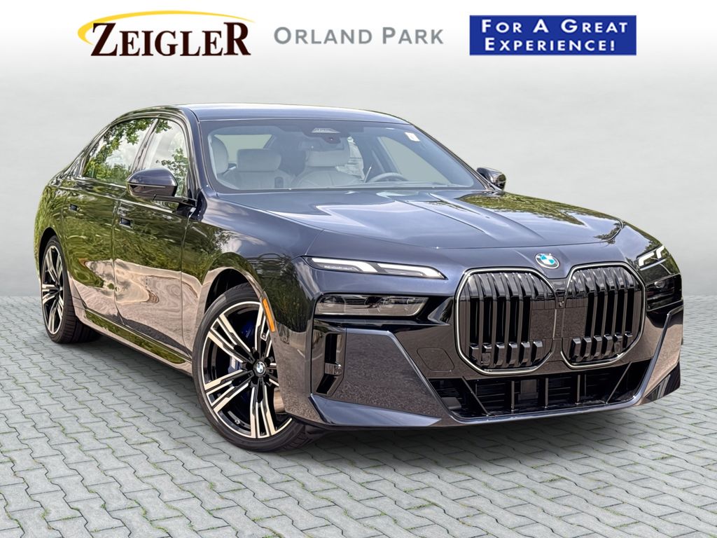 Carbon Black Metallic 2026 BMW 7 Series Sedan All-Wheel Drive 8-Speed Automatic