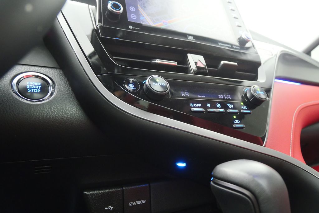 Thumbnail: 2024 Toyota Camry - 24