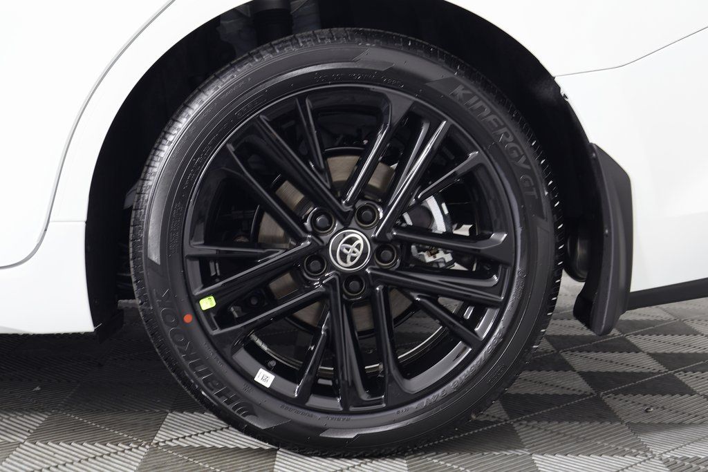 Thumbnail: 2026 Toyota Camry - 10