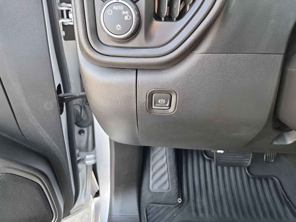 Used Car 2021 Chevrolet Silverado 1500  Custom Trail Boss For Sale Under $35,000 In Austin, Texas