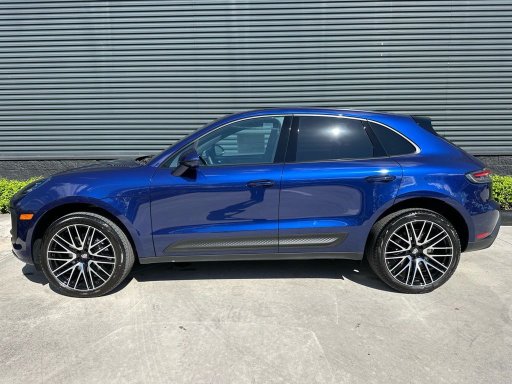 Thumbnail: 2026 Porsche Macan - 2