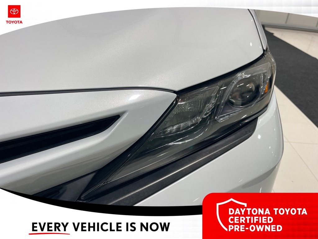 2024 Toyota Camry SE - Photo 14