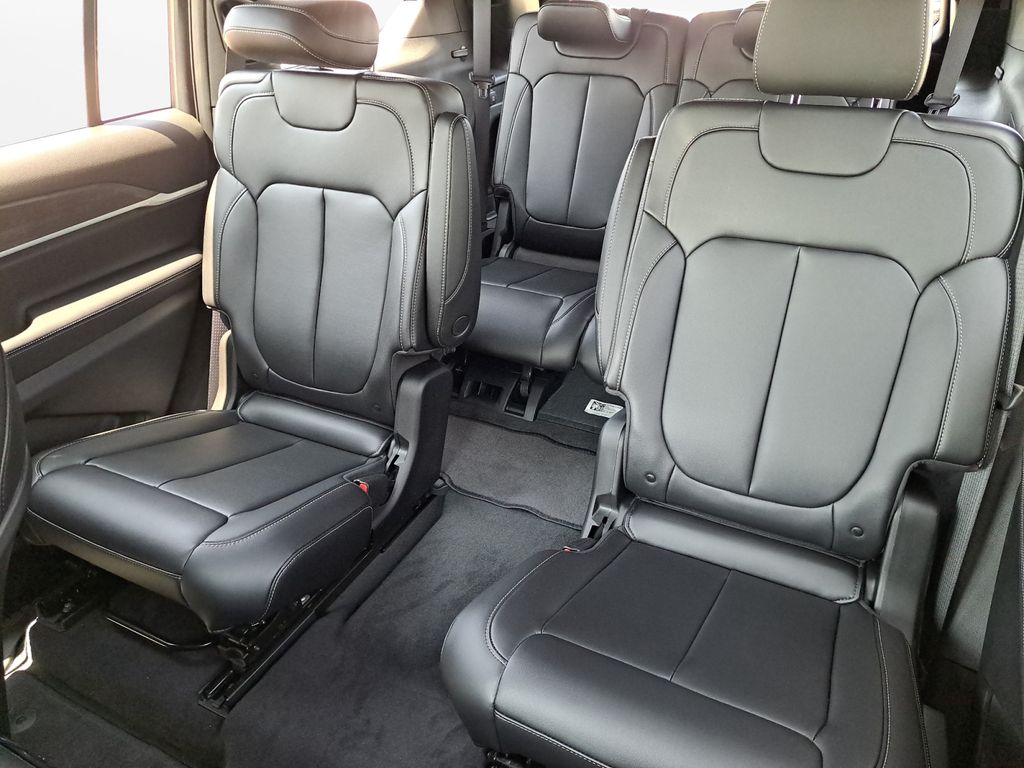 2025 Jeep Grand Cherokee L  Limited In Austin, Texas