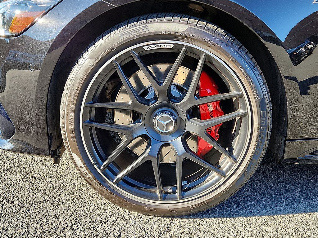 Thumbnail: 2022 Mercedes-Benz AMG GT - 8