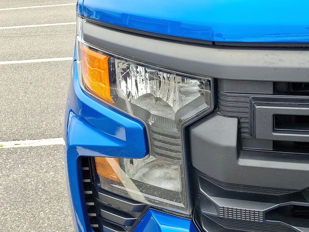 Thumbnail: 2022 Chevrolet Silverado 1500 - 9