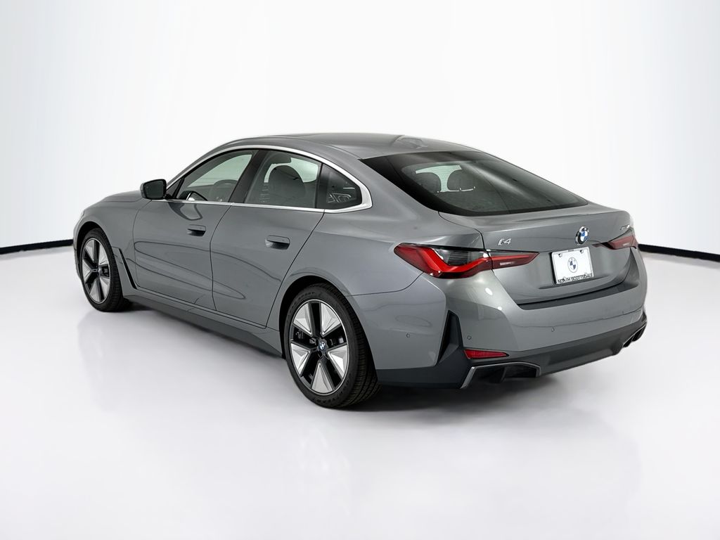 Thumbnail: 2026 BMW i4 - 7
