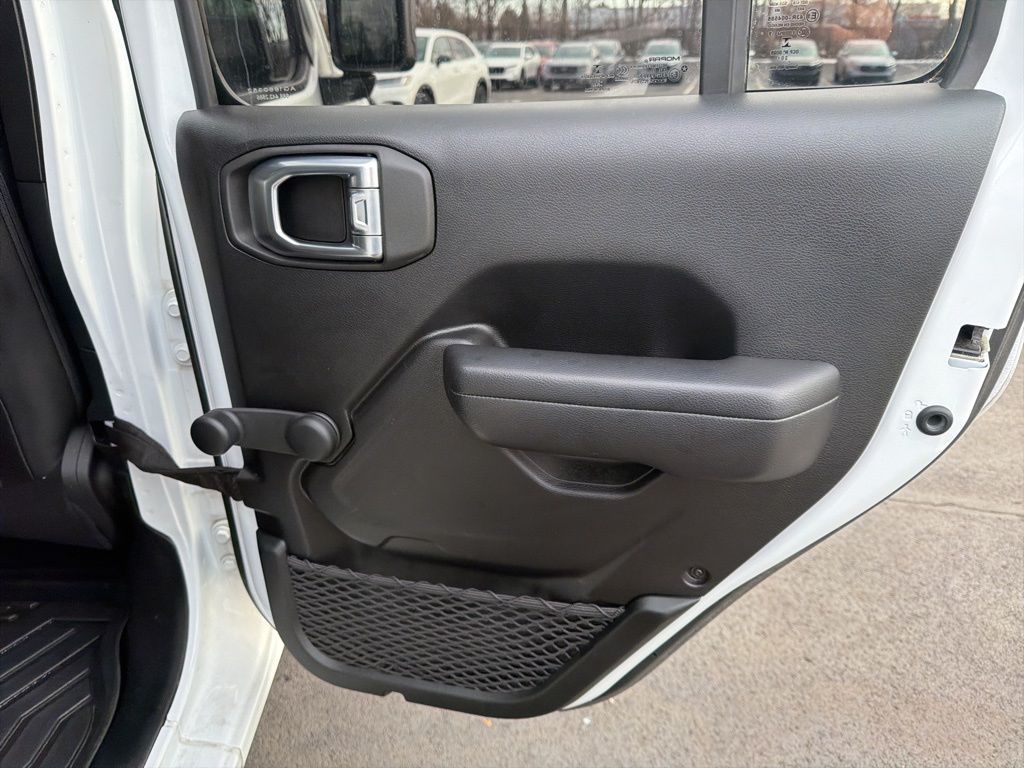 Thumbnail: 2021 Jeep Wrangler - 25