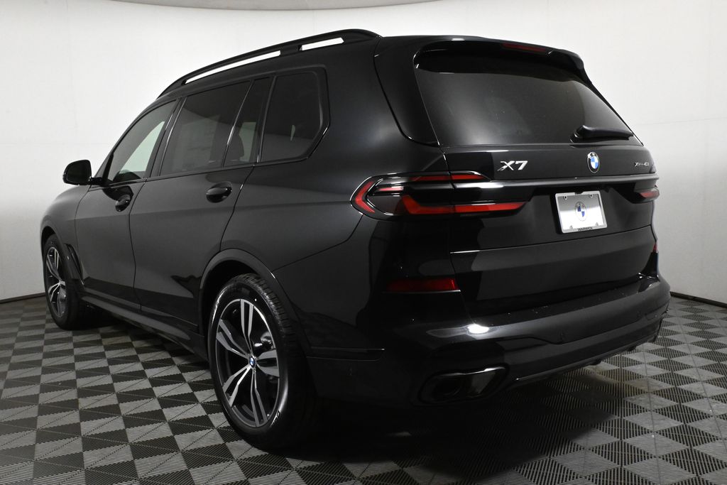 2025 BMW X7 xDrive40i 5