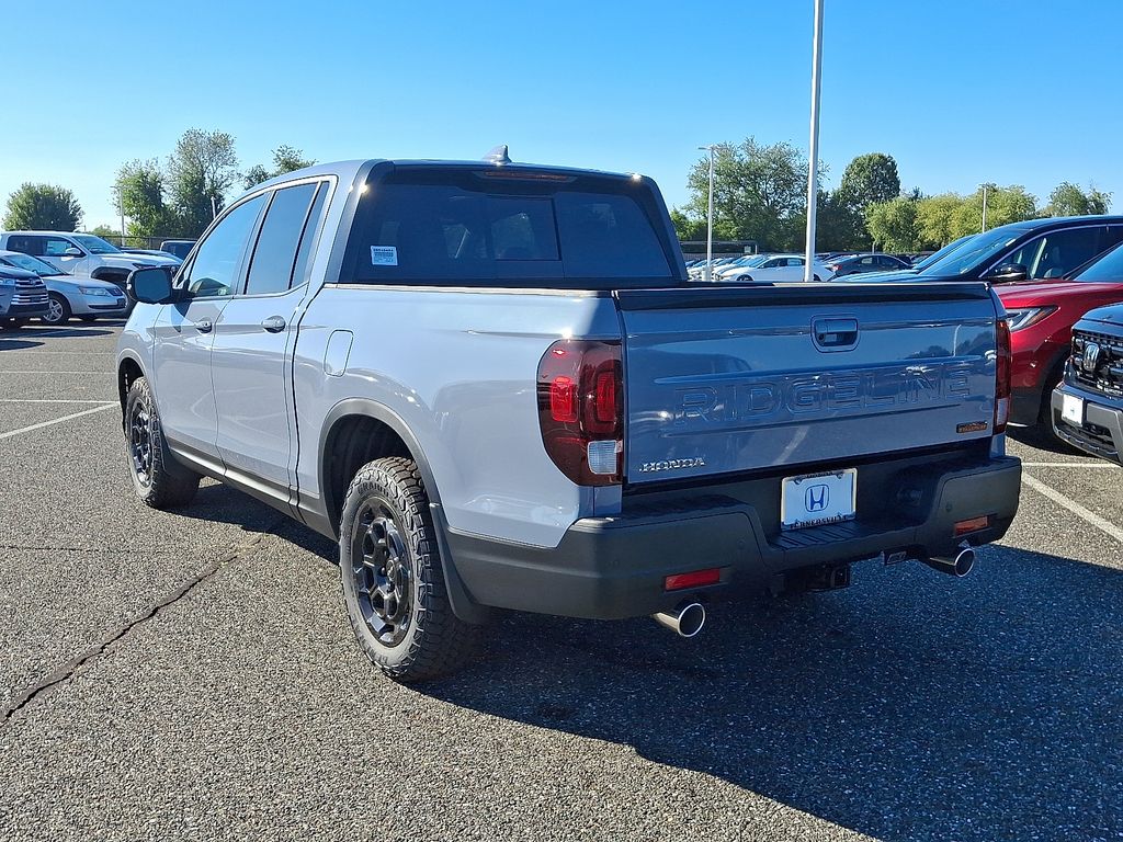 Thumbnail: 2025 Honda Ridgeline - 3