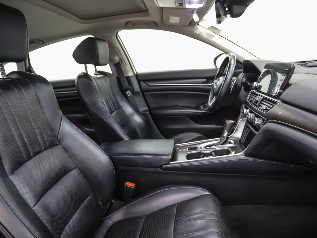 Thumbnail: 2018 Honda Accord - 30