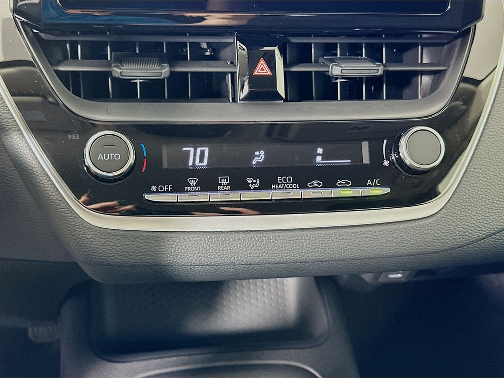 Thumbnail: 2025 Toyota Corolla - 16