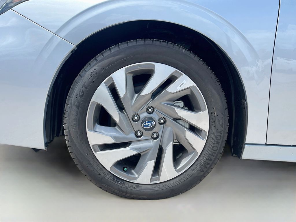 2025 Subaru Legacy Limited Silver at Community Honda
