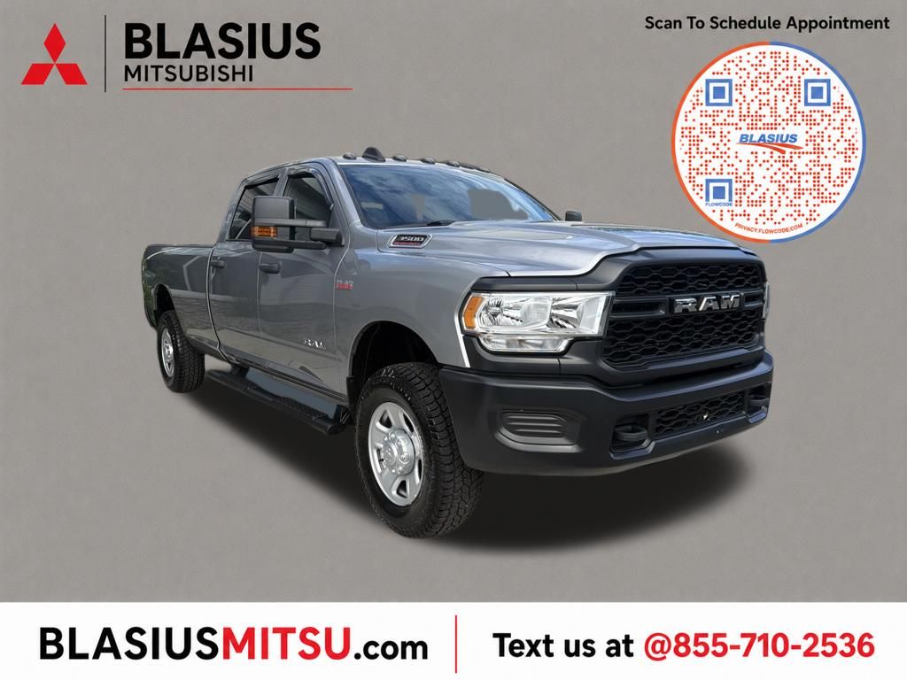 Billet Silver Metallic Clearcoat 2022 RAM 3500 Pickup Truck Four-Wheel Drive 8-Speed Automatic