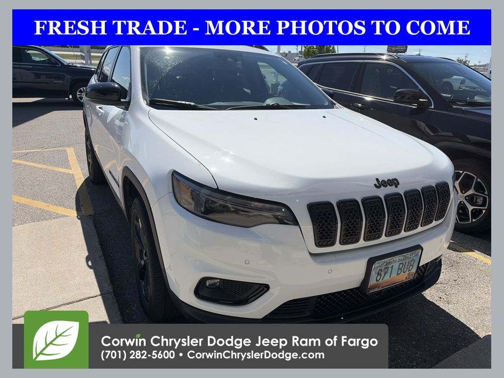  2023 Jeep Cherokee Altitude 4WD   