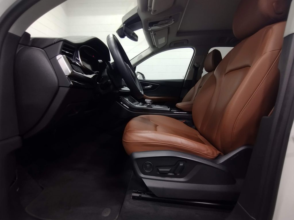 2024 Audi Q7 55 Premium Plus