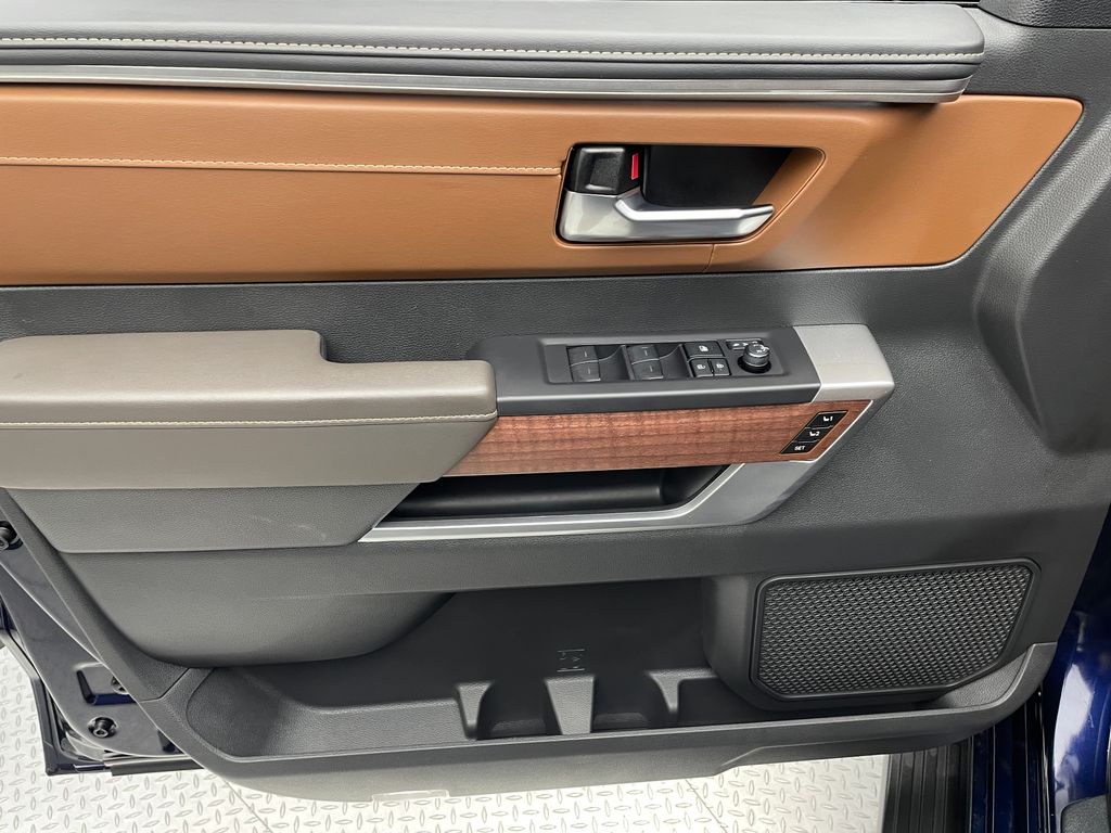 Thumbnail: 2025 Toyota Sequoia - 9