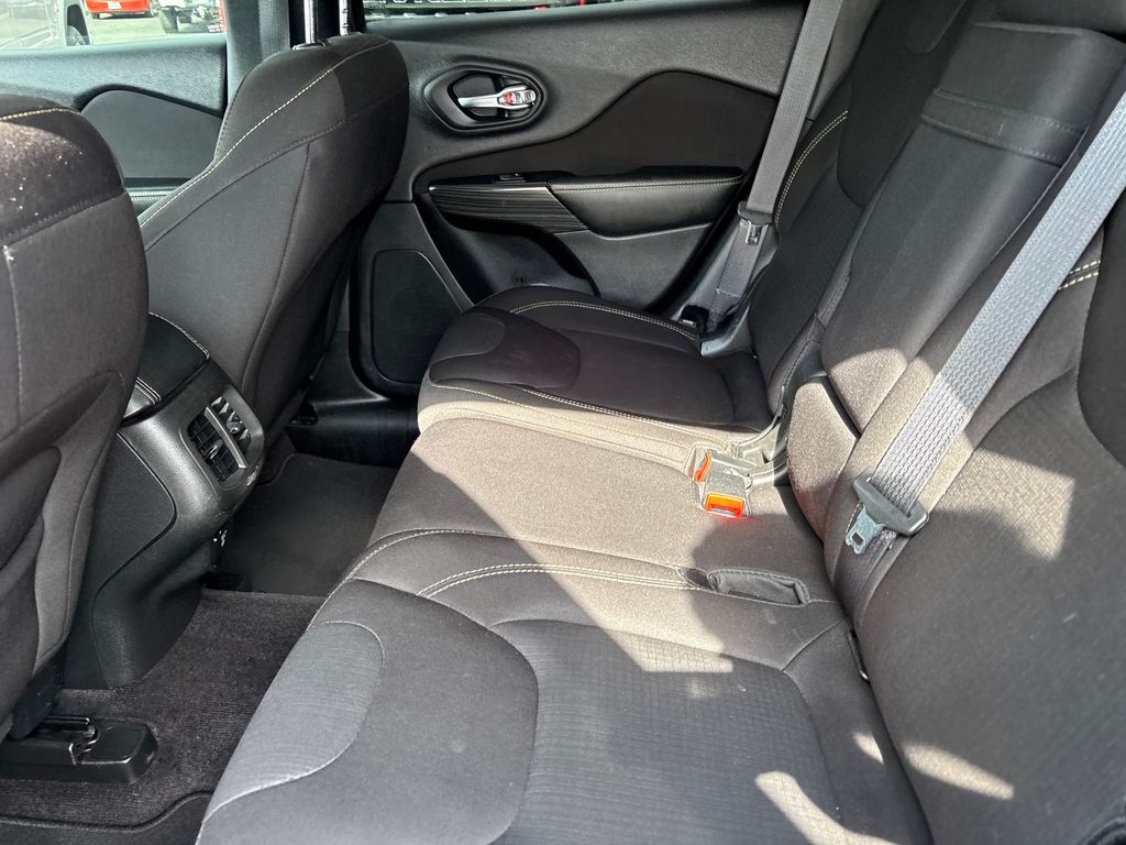 Used Car 2017 Jeep Cherokee  Latitude For Sale Under $15,000 In Austin, Texas