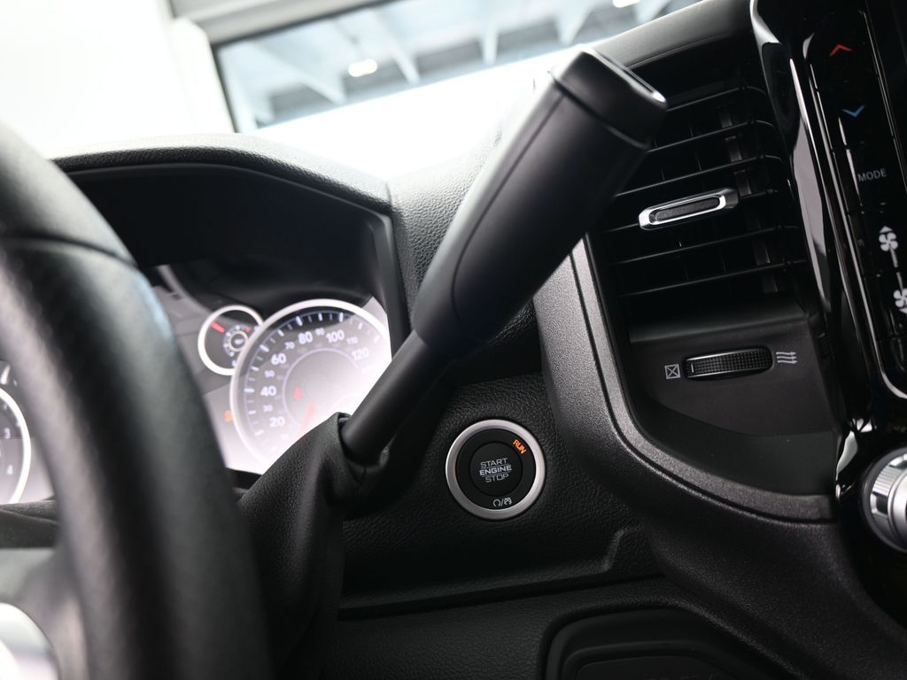 New 2026 Bright White Clearcoat Ram Tradesman image 25