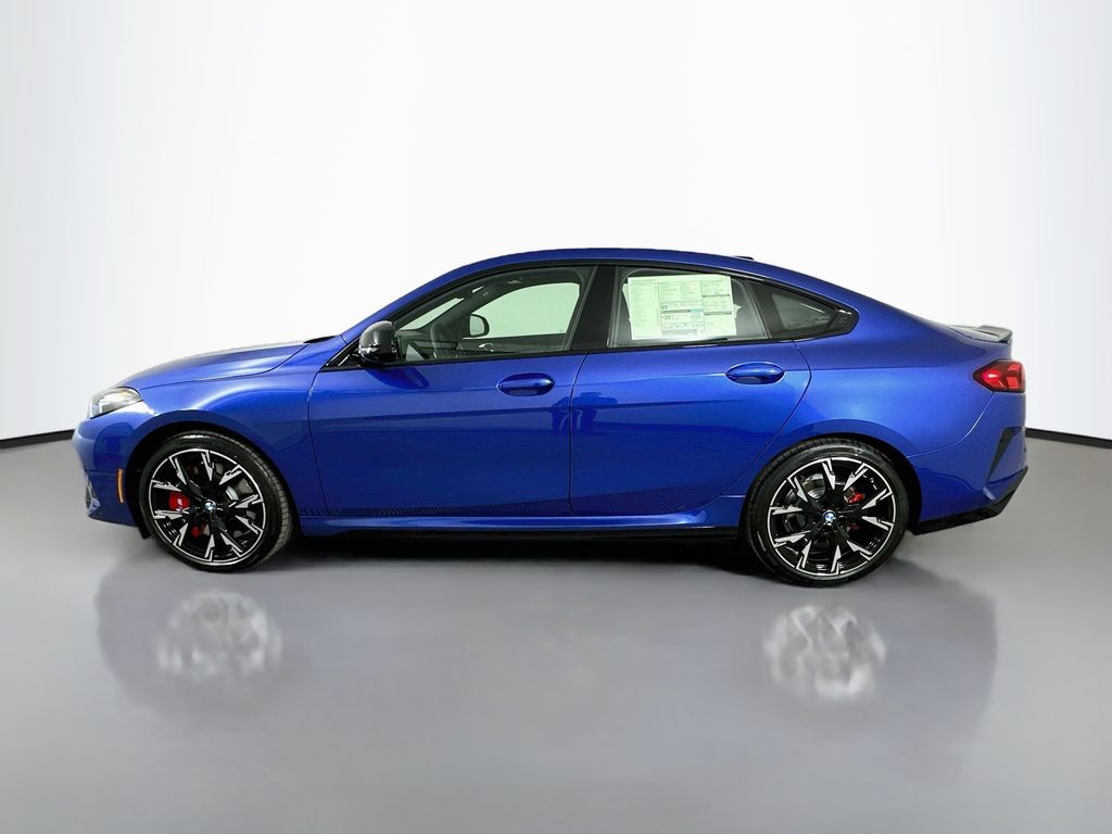 Thumbnail: 2026 BMW 2 Series - 8