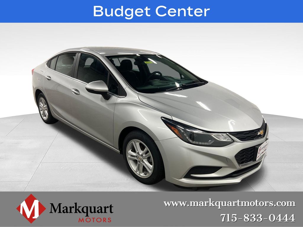 2017 Chevrolet Cruze LT Sedan FWD