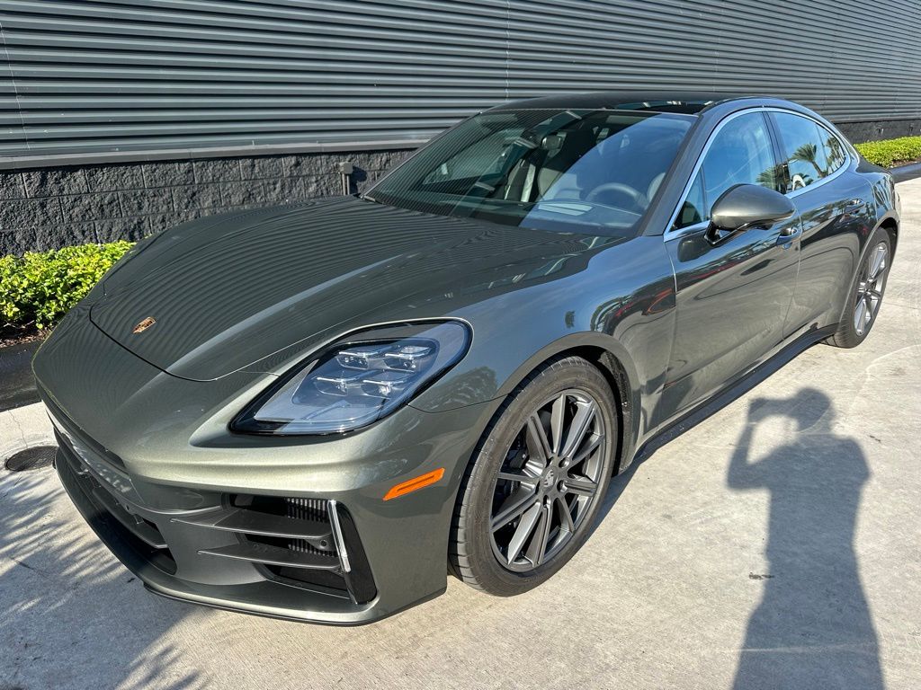 Thumbnail: 2026 Porsche Panamera - 7