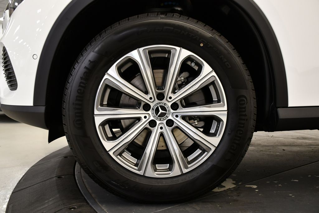 Thumbnail: 2026 Mercedes-Benz GLC - 13