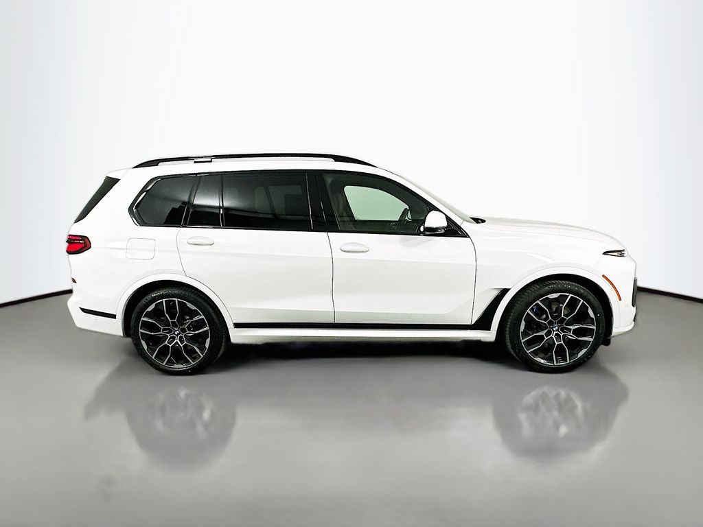 Thumbnail: 2026 BMW X7 - 4