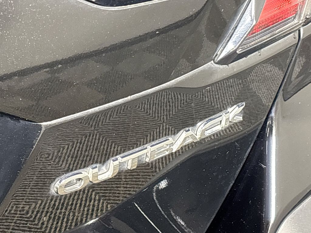 2023 Subaru Outback 2.5i