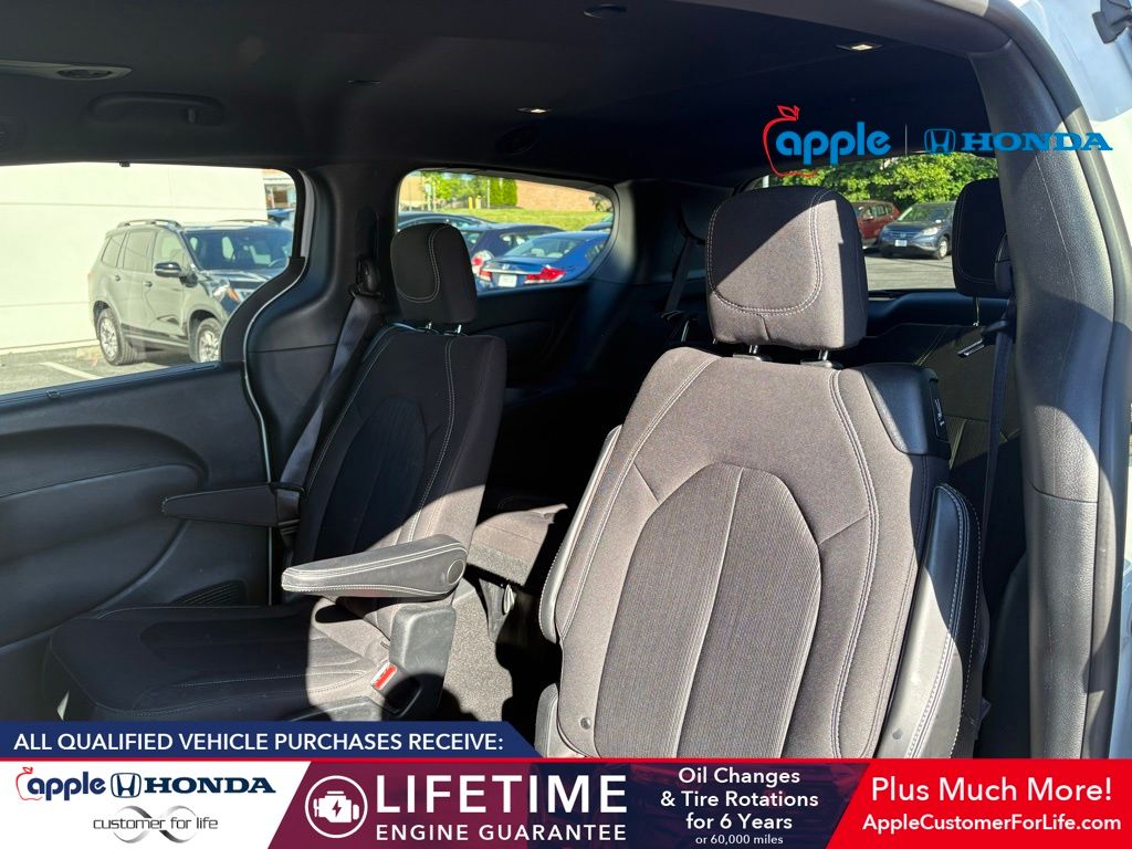 2020 Chrysler Pacifica Touring