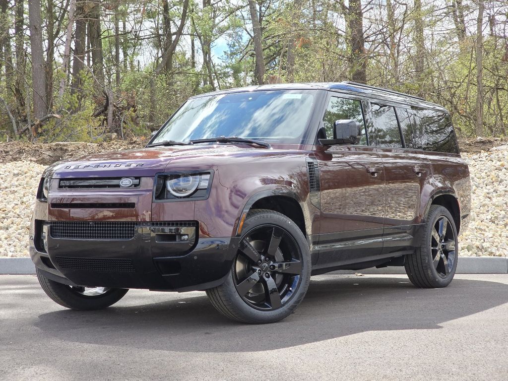 2026 Land Rover Defender 130 P400 X-Dynamic SE AWD