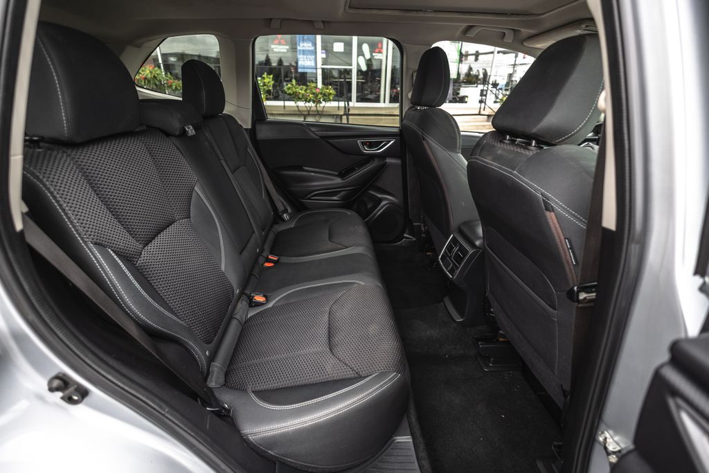2019 Subaru Forester Premium thumbnail 33