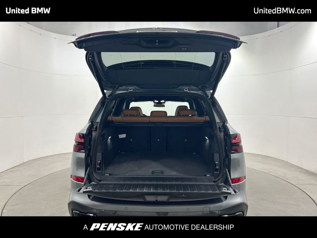 Thumbnail: 2026 BMW X5 - 22
